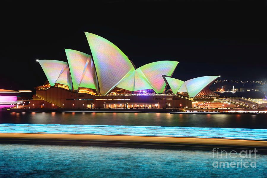 #Aqua #Light Trails before Pastel #Sydney #Opera #House by Kaye Menner by Kaye Menner buff.ly/3iAByCo