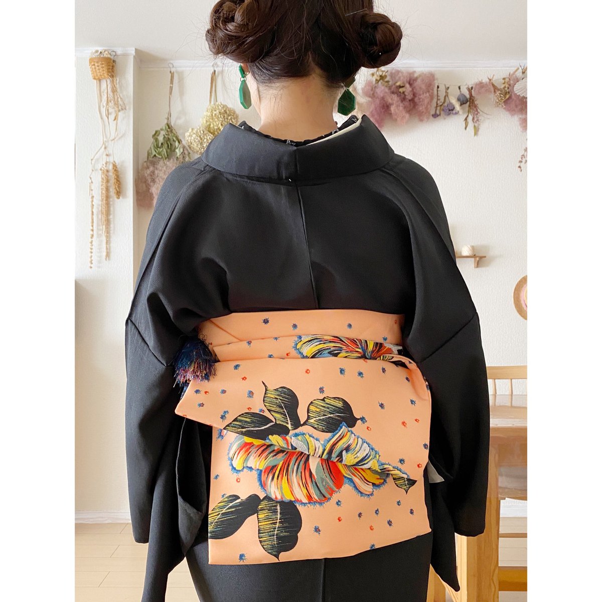 大阪着物着付け教室ayaaya S 淀川区三国 著書 帯結ばない帯結び 全国書店で発売中 アンティークやら短い名古屋帯 やらいろんな帯でやれますよ 回さないで後ろでとめる みてみてね 帯結ばない帯結び 名古屋帯 まわさない 帯結ばない帯結び