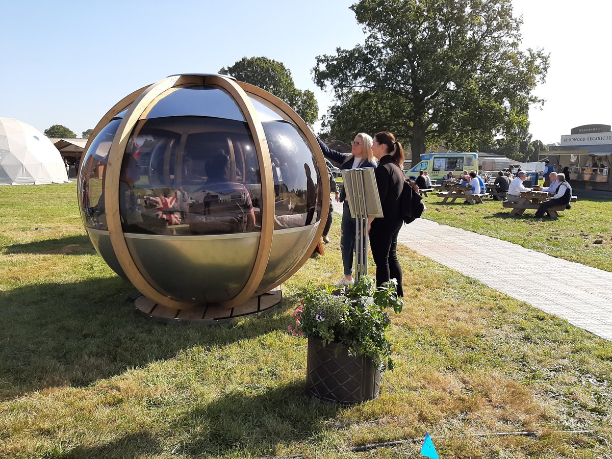 OfficialBRACEIT's tweet image. @TheGlampingShow is the UK's only luxury #camping 🏕️event, and one of the best exhibitions showcasing UK tourism!🙂
#glamping #camping #TheGlampingShow #throwback