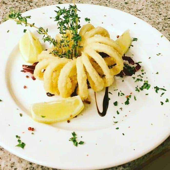 DaNoiItalian's tweet photo. The best ingredients bring out the best flavours in the simplest dishes ๐ฎ๐น
.
.
.
.
.
#bestofitaly #italy #italian #italiancuisine #italianfood #food #fresh #authenticingredients #foodie #italianostyle#ristorante #Altrincham
#benvenuti https://t.co/BekdRhC0yu