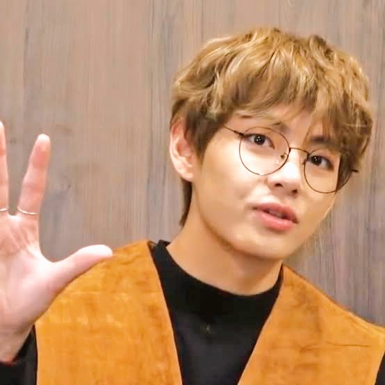 taehyung as badayuni paira