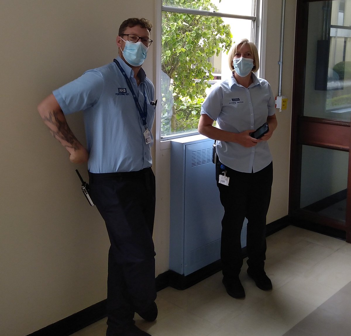 It's been a few days but introducing two more of the team, Stefan and Tasha. They are giving a big smile under those masks 😀😃