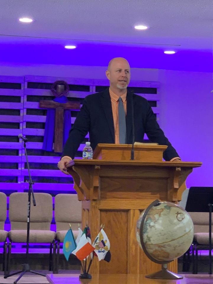 imincorg's tweet photo. Tyler Penn spoke about creating pathways to share your faith through building relationships. The Penn family lives this out as they minister to international students at the University of Illinois. #PrayerSummit2020 https://t.co/Ls32Qw6hdB https://t.co/P7qWiVgpgg
