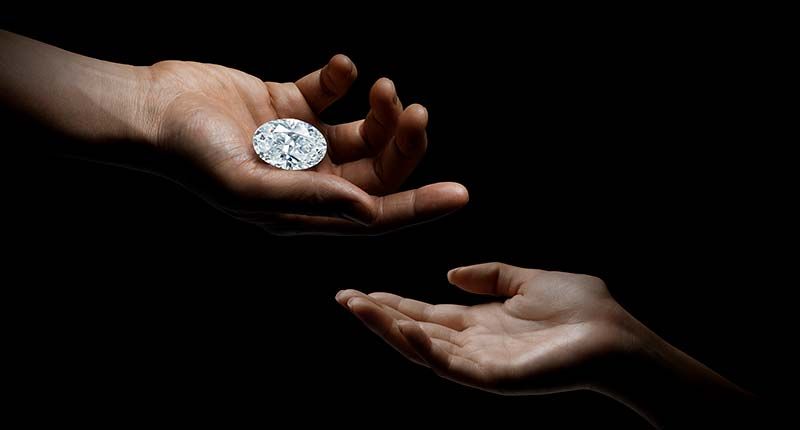 Sotheby’s Is Selling This Perfect 102-Carat Diamond with No Reserve #diamonds #dreamdiamond #ovaldiamond #perfectdiamond #jewelry #luxury #luxuryjewelry #phoenix #scottsdale #ahwatukee #arizona #ganemjewelers <a href="/NationalJeweler/">National Jeweler</a> buff.ly/33t4CW7