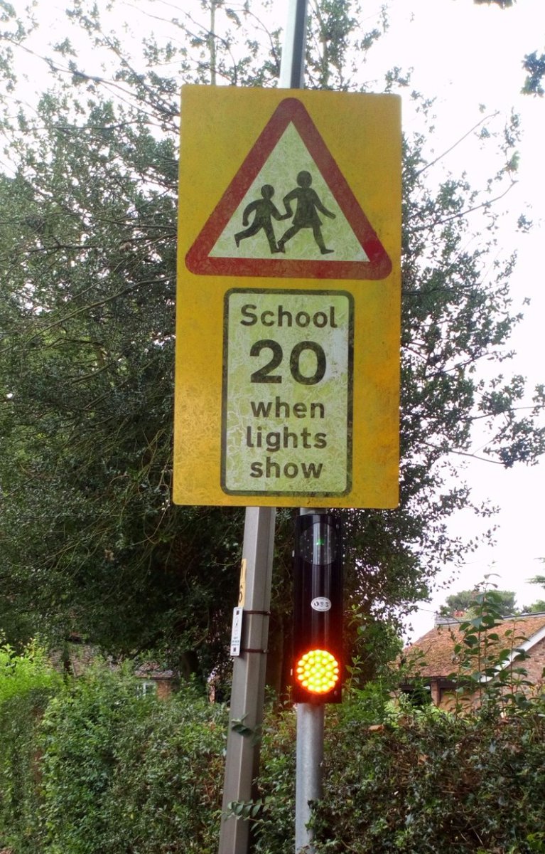 It's been an afternoon spent it #Styal for #local patrols & they've been dealing with school parking. #RoadSafety #thinkchild