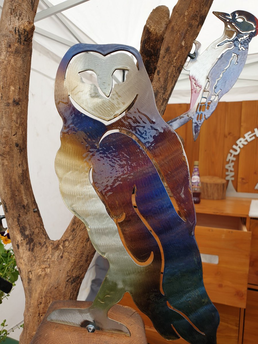 Owls your week going so far? As well as plants and flowers you can also discover stunning garden ornaments and accessories at the Blenheim Palace Flower Show 2021🦉If you're interested in exhibiting on 25th-27th June 2021 click here: blenheimflowershow.co.uk/exhibiting/exh…