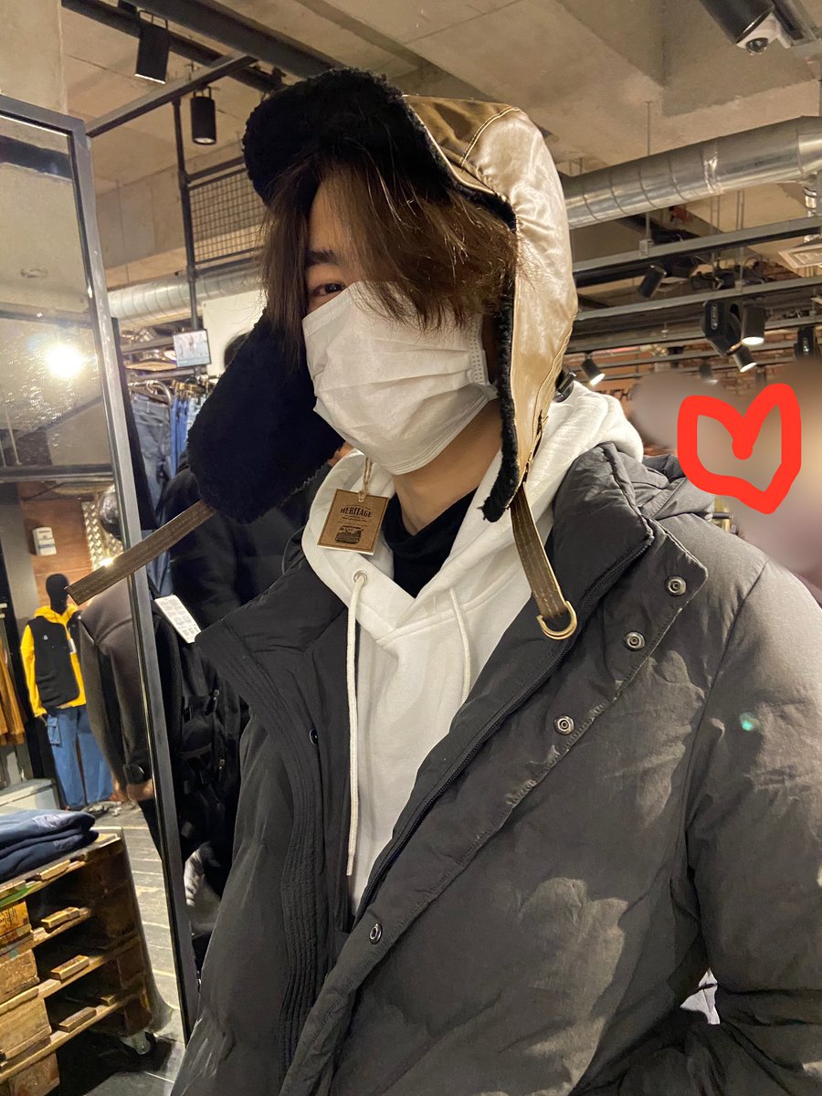 CRAVITY_twt's tweet photo. 깡미니~~~~~~생일 축하한다잉🥳🥳🥳 #연습생비티 #집도착 #인증샷 #사랑해_강미니 #가을남자_강민희_생일축하해 https://t.co/d2EqkL9SFz