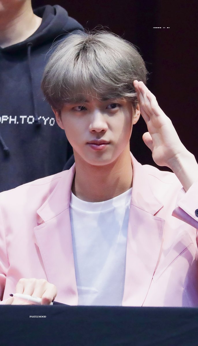 PastelMoodJin's tweet photo. 190421 #김석진 https://t.co/P4NILD6QE1