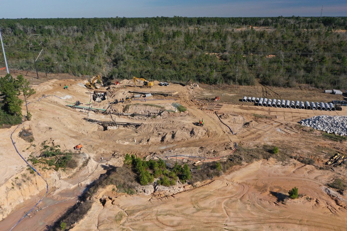 SubmarInc's tweet photo. Happy National Construction Appreciation Week! We couldn't provide our turnkey erosion control services without our crews.
#submar #construction #nationalconstructionappreciationweek #erosion #erosioncontrol https://t.co/FaYHvyP6Qy