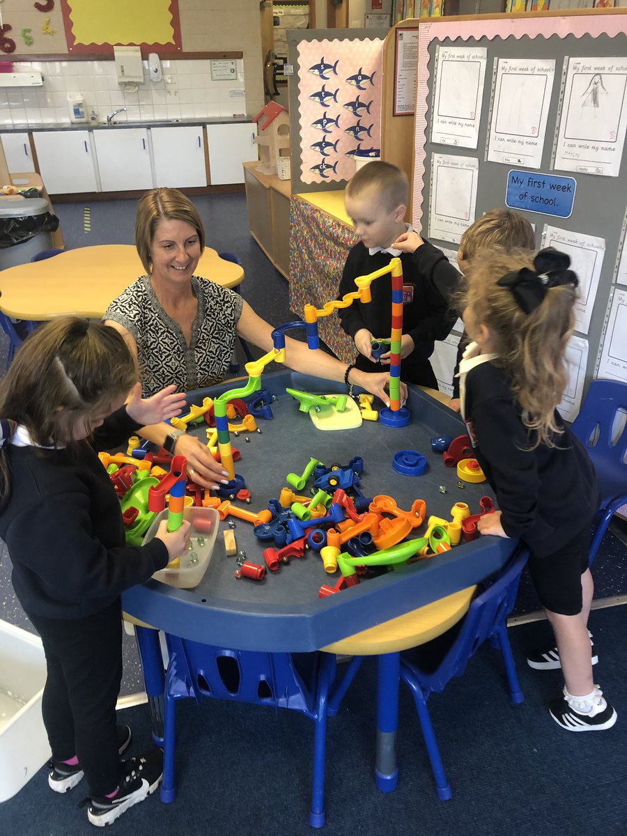 BlacklandsPS's tweet photo. 💡Mrs Main just couldn’t walk by primary one without getting involved in our design challenge at the marble run! #problemsolving #engineering #testandtry #trialanderror https://t.co/A8CRmk4KpU