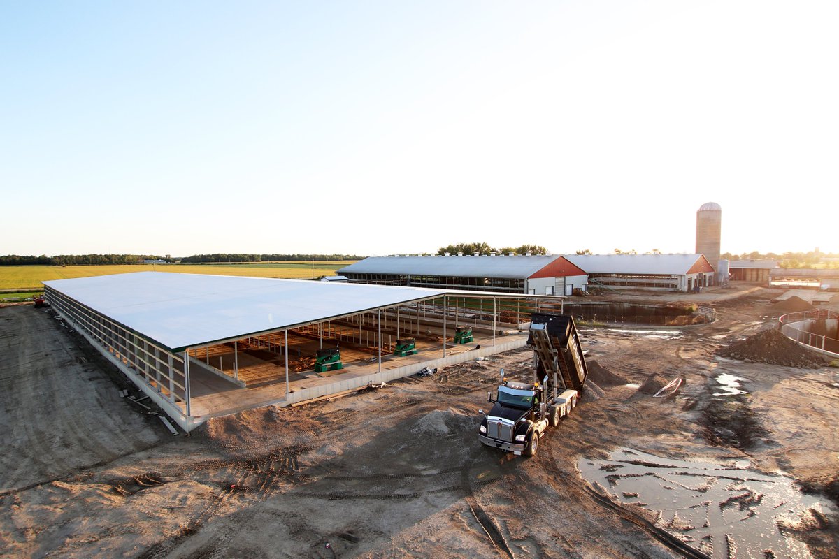 dairylanesystem's tweet photo. Tweet 1/2 - The roof is on this tunnel ventilated DLS Structure at A.H.E. Dairy Farm, and it's now ready for the side walls. 

#DLSdairy #DLSrobotics #DLSstructure #dairyfarmers #dairyfarming #dairy #agriculture #milk https://t.co/BrbcwSQmEi