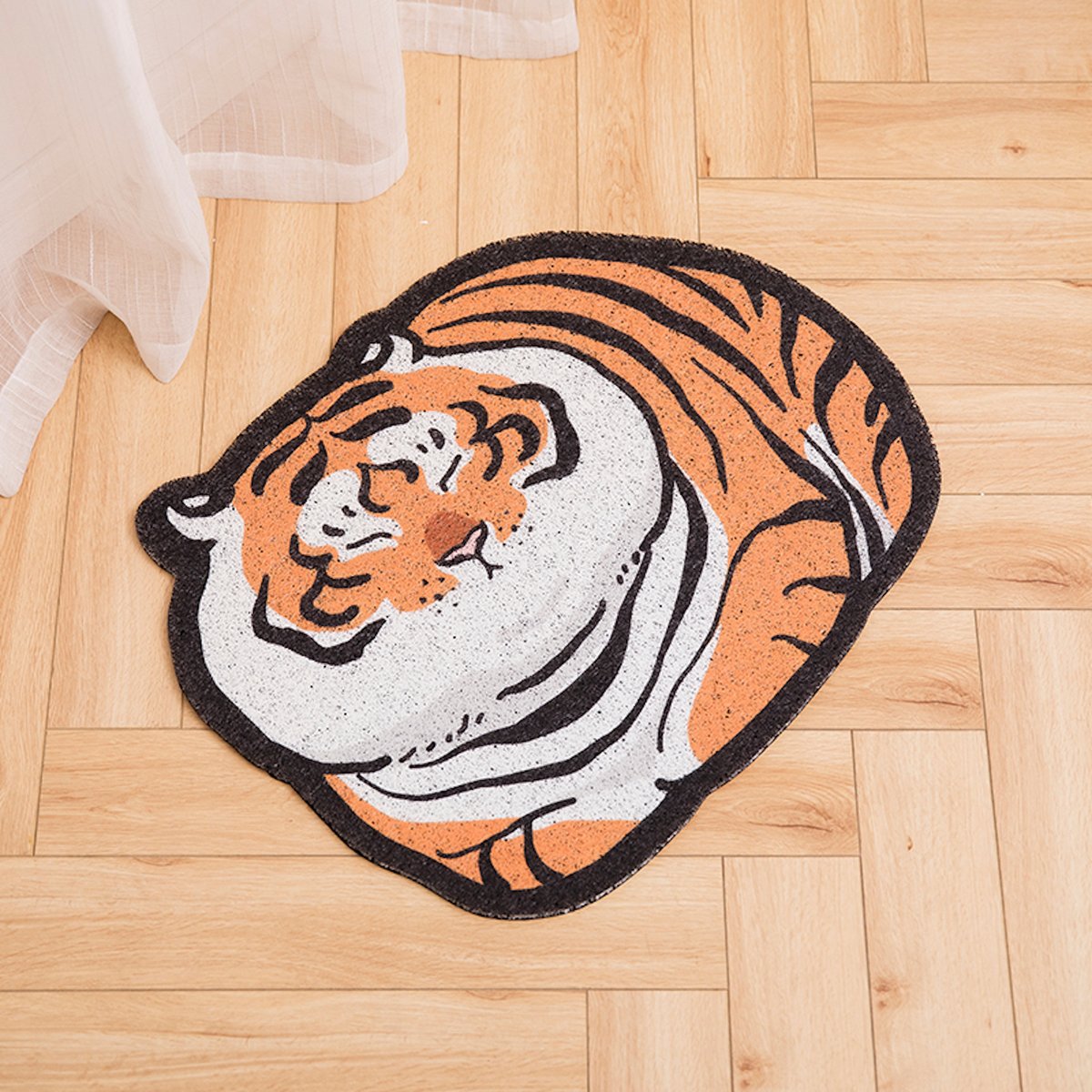 bu2ma's tweet photo. Hey, fat tiger you're gonna hold the fort while I'm away, right? 😽❤️🐯

New products on my #etsy shop.
#doormat #fattiger #mat #floormat 
PRE-ORDER: Fat Tiger Floor Mat, Hold The Fort, Bu2ma 
https://t.co/CDxhrl24V2 https://t.co/BGdKXvVZx5