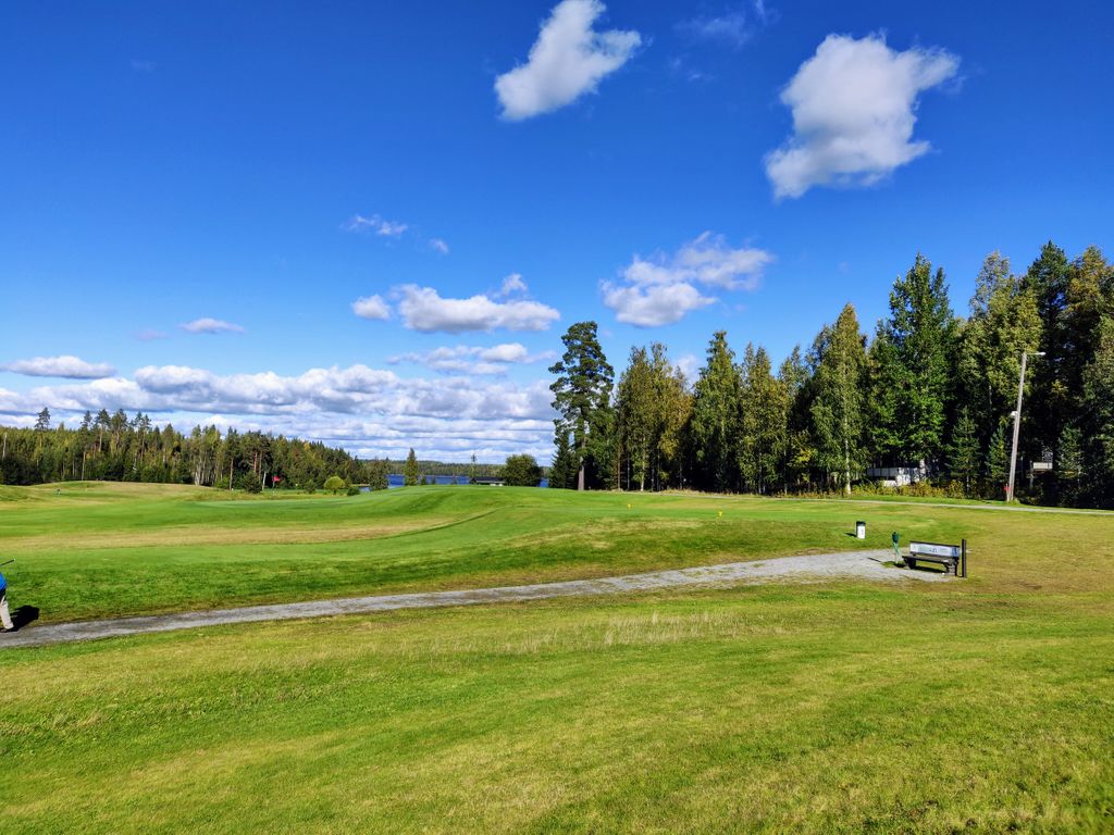 Suomen Golfseniorit tiedottaa: Kaikki 50+ v golfarit, tervetuloa jäseneksi!

SGS Uutiskirje 9/2020 bit.ly/3iBAeiK

#SGSfi #Golfseniorit #MunTapaPelata #Golfari #Seniorigolfari