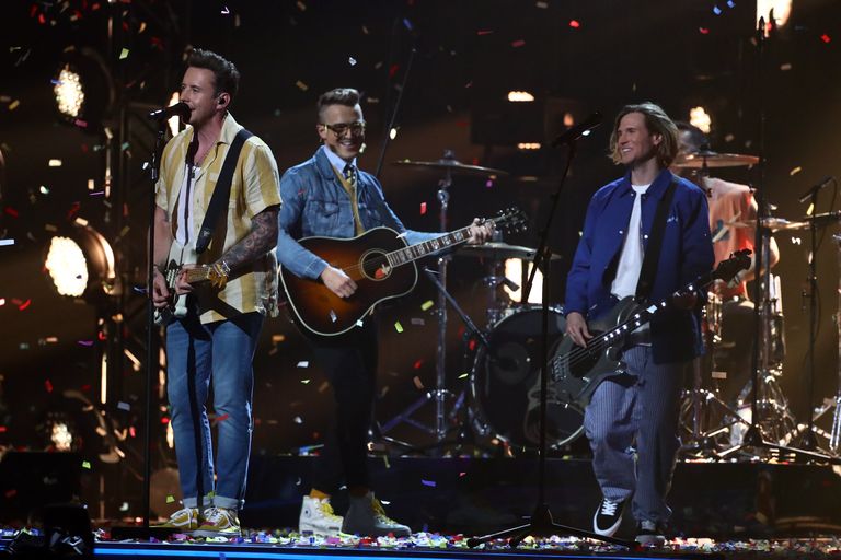 SilverMPLtd's tweet photo. It was so good to see @mcflymusic performing their new single "Happiness" with @Choir_NHS at the semi-final of Britain's Got Talent. KAT AND THE BAND starring @mcflymusic's @DougiePoynter will be going out in more territories soon - watch this space! @boudicafilm @101_Films https://t.co/rNoHo1SvqJ
