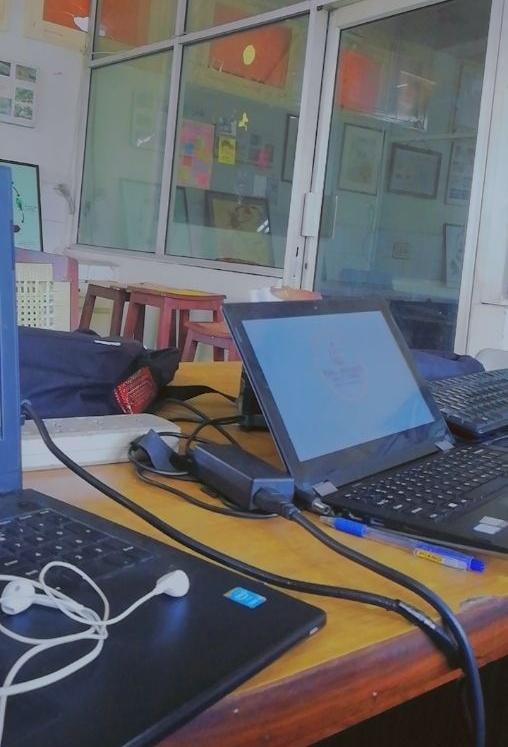 saba__razzaq's tweet photo. Naa Gal mery vas di rahi 😂

#FinalThesis https://t.co/dMVlzJPvPx
