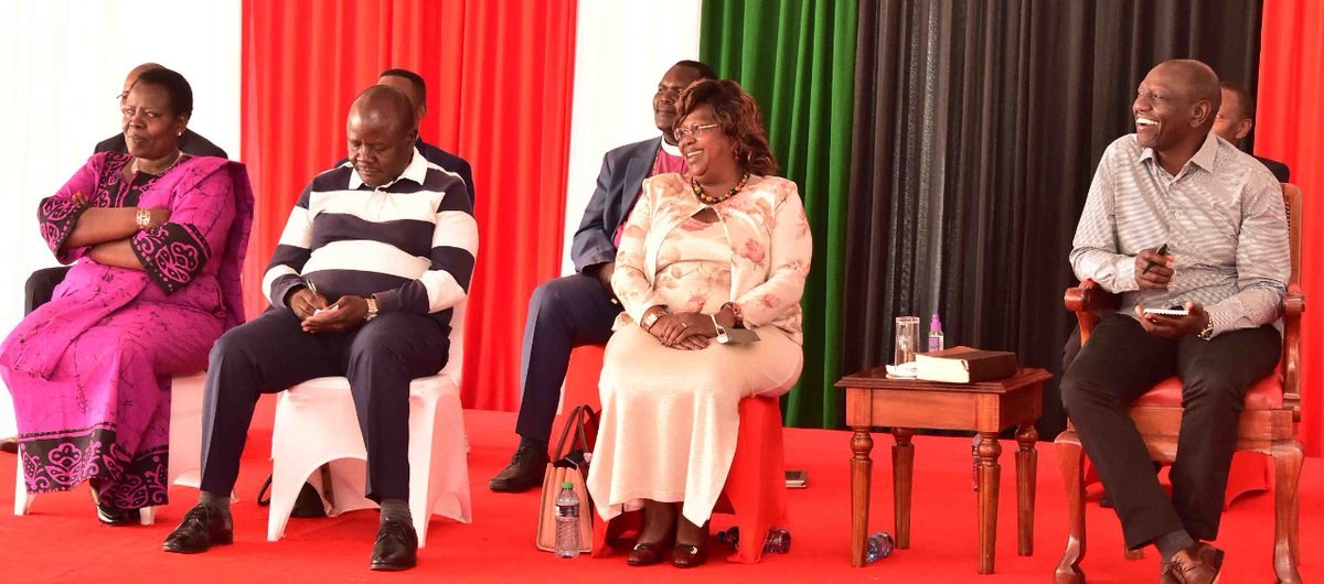 WilliamsRuto's tweet photo. The future of our country will be shaped by leaders with appropriate strategies and plans to generating jobs, alleviating poverty and making Kenya a food-sufficient country. https://t.co/X4kYyCg7n6