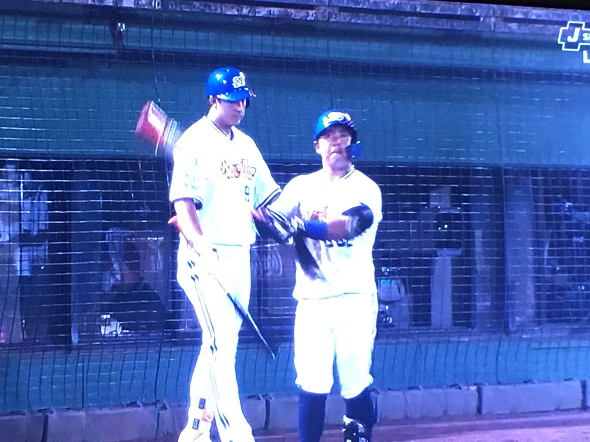 Odryu50's tweet photo. お二人さん、たのみます！！
bs2020 https://t.co/ASrzROzpu5