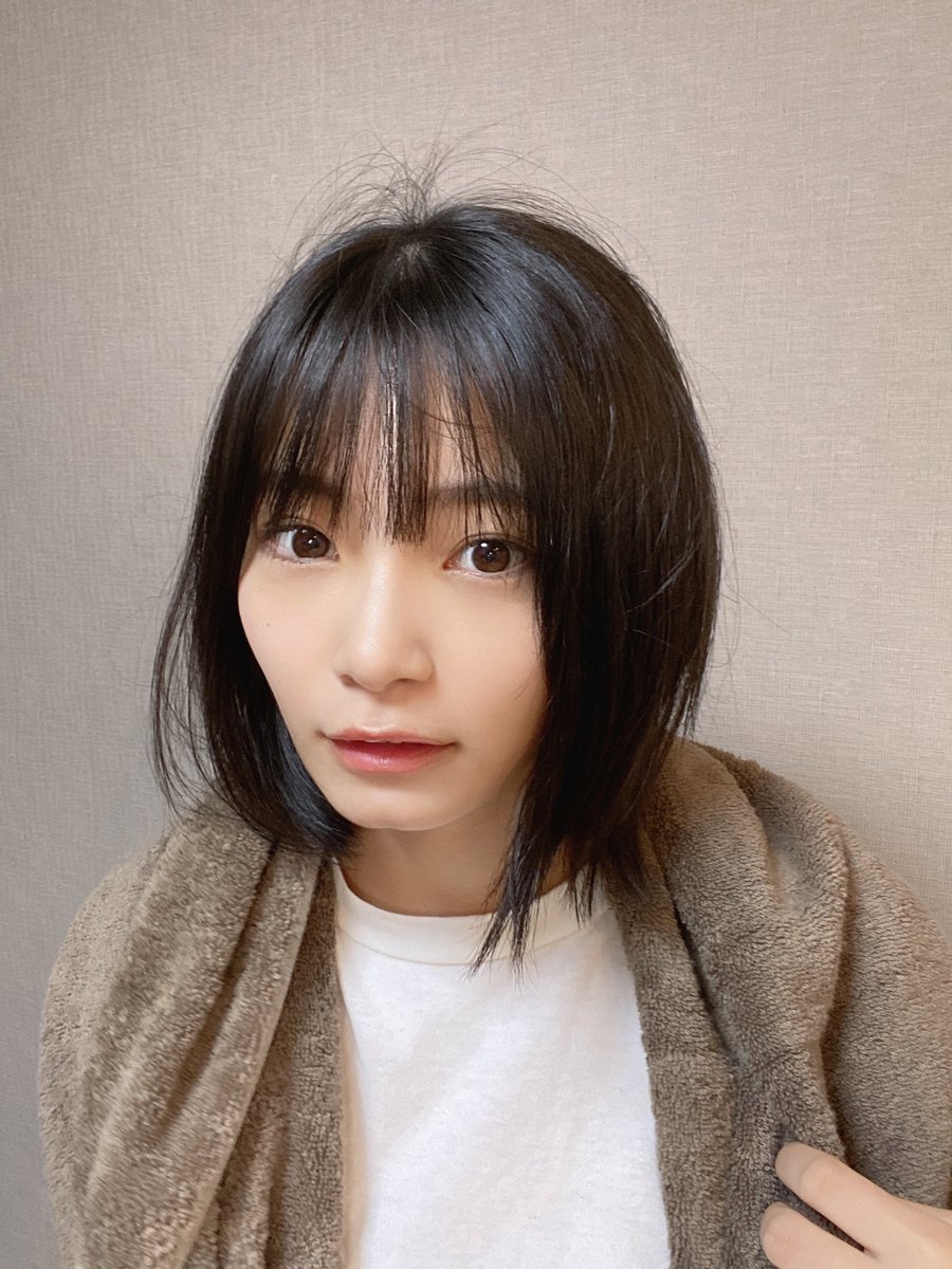 hidakario1030's tweet photo. 撮影してきたよ〜
髪の毛拭いてる人です🛀
#ベンジャス https://t.co/WDqTjiN9B7