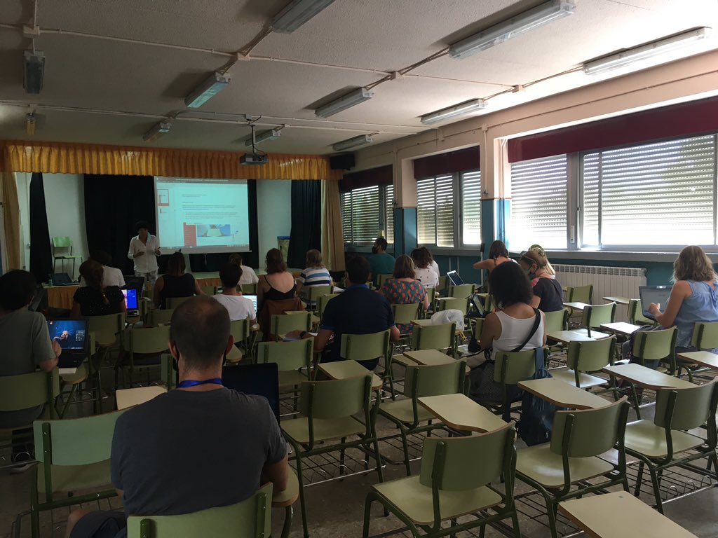 Formación de #AEDUCAR en el #CeipCalixtoAriño <a href="/dgafprofesorado/">F. Prof. Aragón</a> <a href="/tonimartinez24/">Toni Martínez Ramos</a> @gustarcef <a href="/diegoarroyom/">Dieg 🎯</a> <a href="/TeresaBallestin/">Teresa León</a>