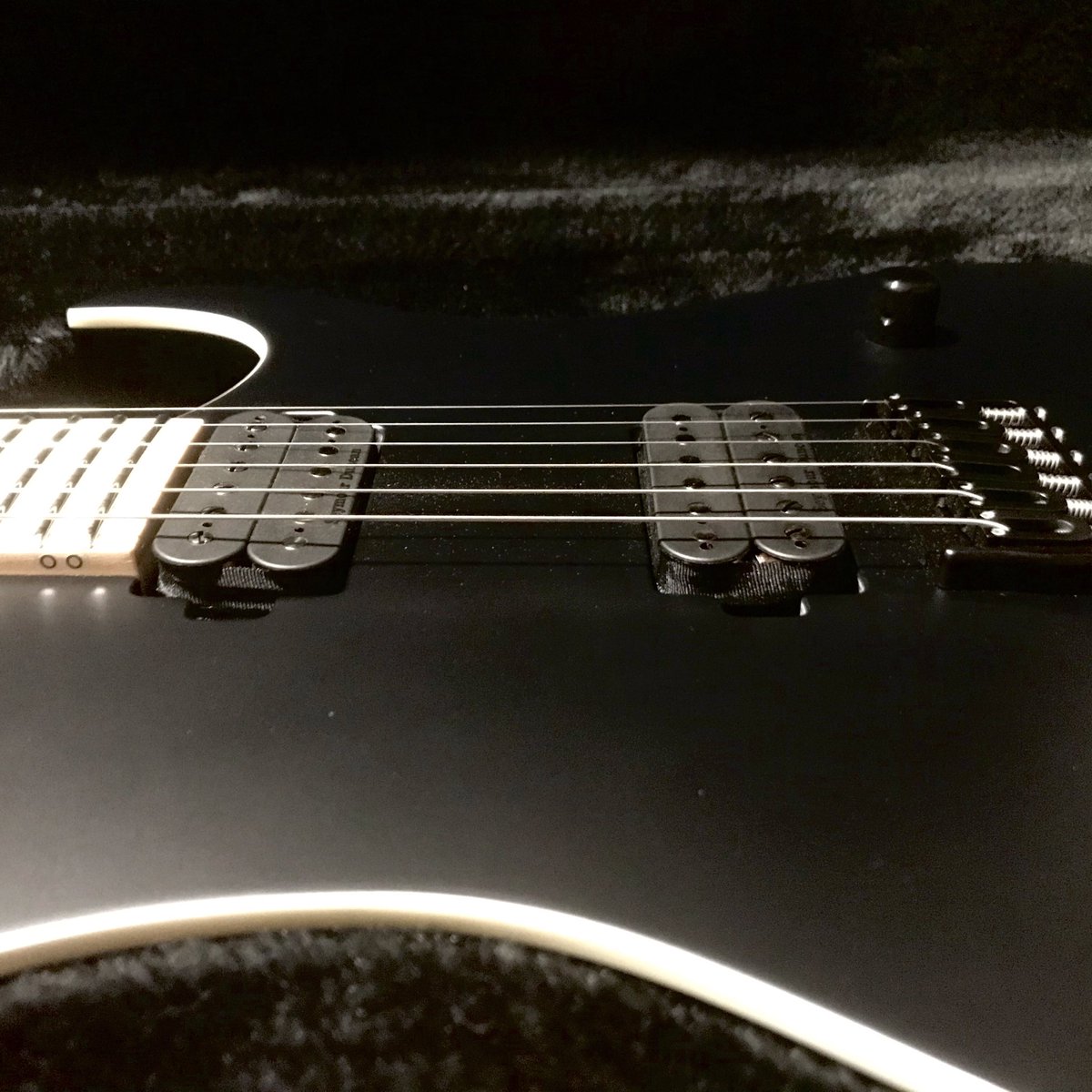 TryGuitars's tweet photo. 💀The LexiA💀
teleshape with Seymour Duncan Sentient &amp; Pegasus Humbuckers
Hipshot Products Inc Bridge &amp; Lockingtuners
Stainless Steel frets
🔥🔥🔥🔥 there is nothing more to say about ... ok, wait yes there is something to say... „Get it on Kickstarter“ 14 days left! 🏃🏿🏃🏾🏃🏽 https://t.co/qC08vaNouM