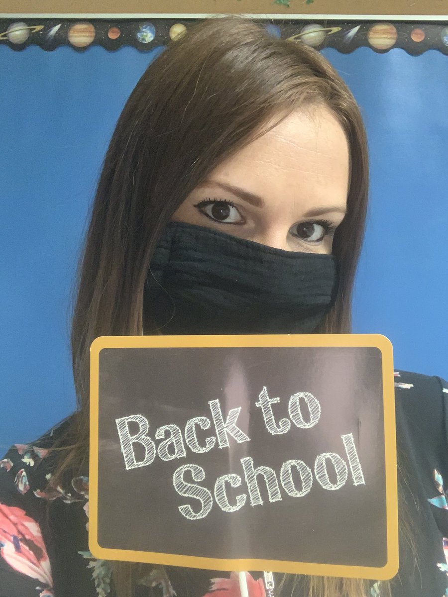 Mrs. Raynes tweet media