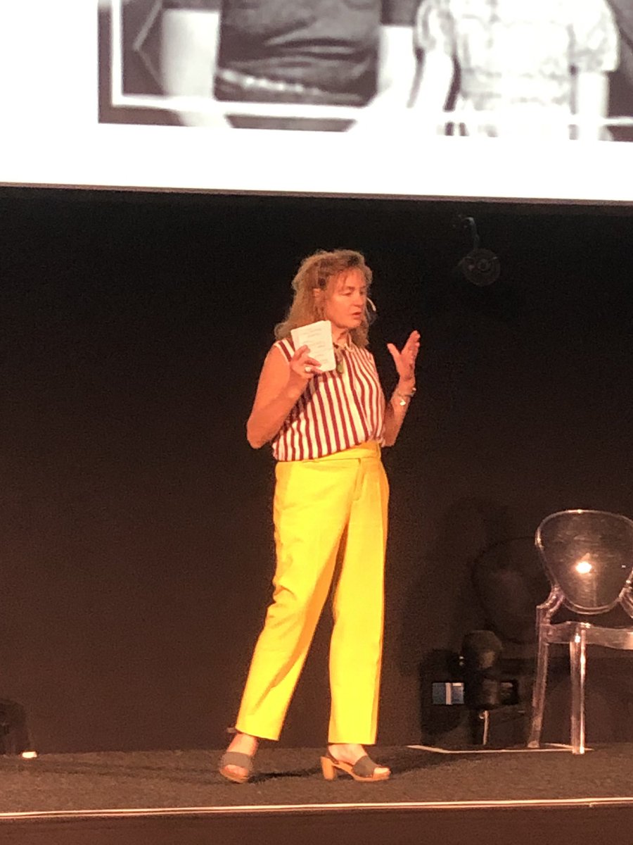 Hoe ga je om met woede in een complexe scheiding. <a href="/CHfilosofie/">Corrie Haverkort</a> maakt met de zaal tijdens het #scem congres een denkbeweging.