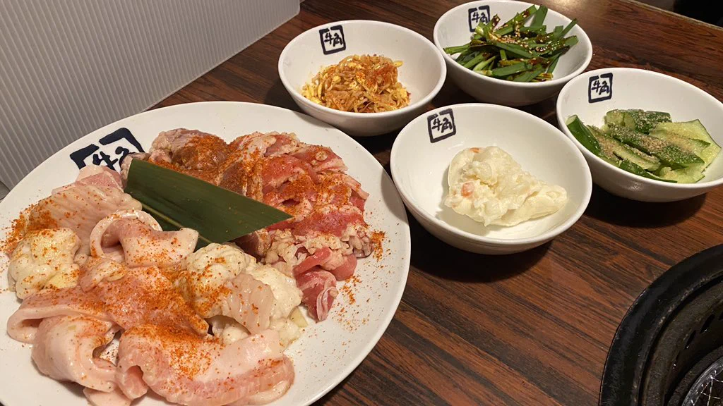一部店舗限定！牛角が始めた焼肉定食がコスパ最強と話題になっています！