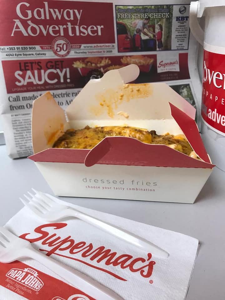 galwayad's tweet photo. Thanks to Pat &amp; Una Mcdonagh from @SupermacsIRE for treating the @galwayad's team with tasty dressed fries! Between the curry &amp; cheese fries, garlic &amp; cheese fries, garlic fries, taco fries, the taco fries win the crown as the team's favourite!
#letsgetsaucy #supermacs https://t.co/EFeLz6a70e