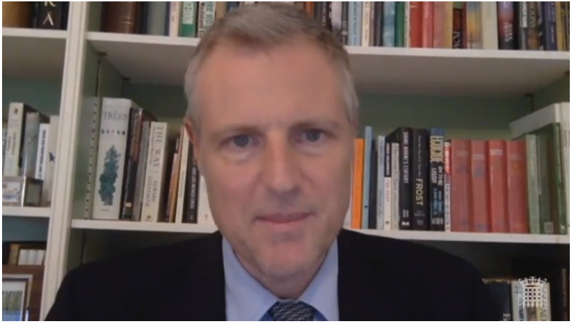 3/ Baroness Hooper asked about the UK Overseas Territories and what support the govt are giving to them.  @ZacGoldsmith replied that protecting biodiversity in the UKOTs remains a priority with a new £10m funding stream and expansion of the blue belt.