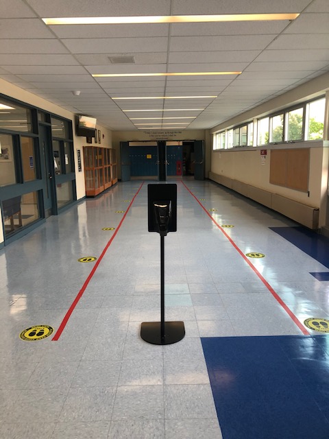 QuashnetAP's tweet photo. We're ready for you Quashnet School Students!
Happy First Day of School! #firstdayofschool https://t.co/MiCquzdGOK