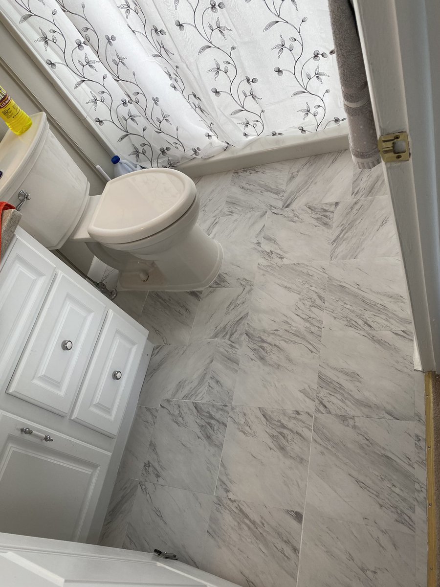 jake_burns24's tweet photo. A few floors put in by Burns Handyman Services. We offer a variety of flooring options from laminate, vinyl, tile, and more! Call or text 781 927 9531 to set up a free estimate! Doing 5%off all flooring installs for a limited time! https://t.co/YlqMkfQ08U