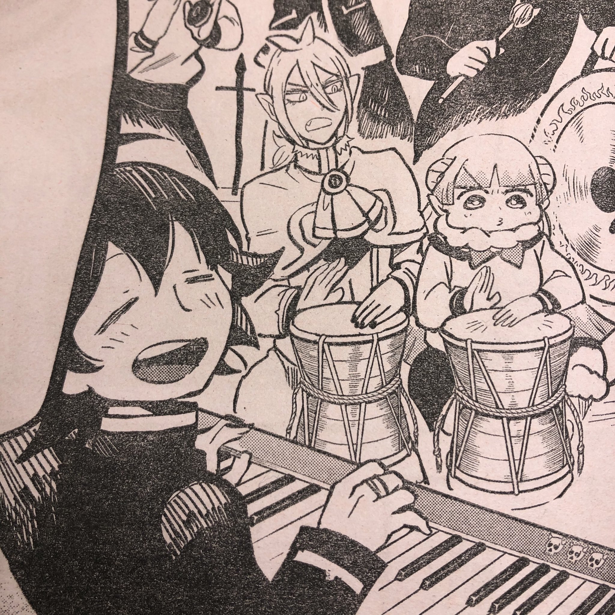 魔入りました！入間くん　オールスター缶バッジ　音楽祭　3 Amazon.co.jp: 魔入りました入間くん 音楽祭 応募者全員サービス