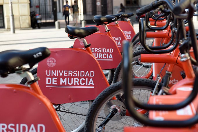 UMU_Sostenible's tweet photo. ¡Hoy comienza la #SemanaEuropeaDeLaMovilidad! conoce las iniciativas de la @UMU para fomentar la movilidad sostenible: https://t.co/vYHQdcdSMP https://t.co/Zkdq764wp9