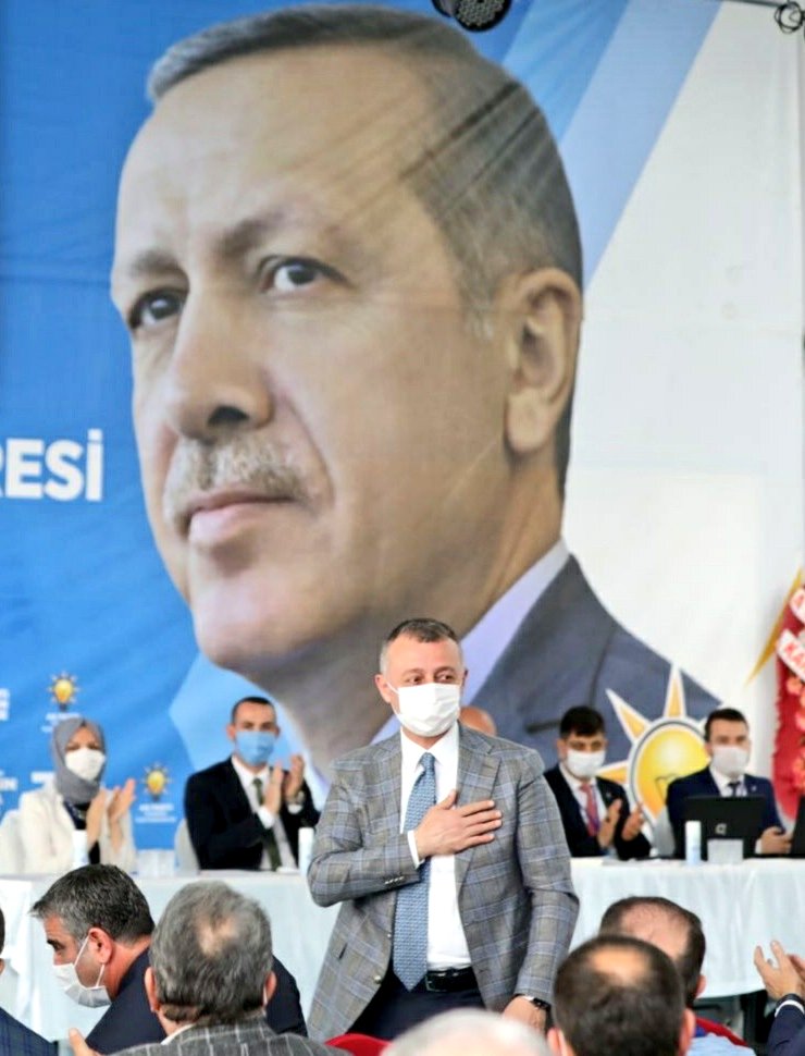 Tahir Büyükakın