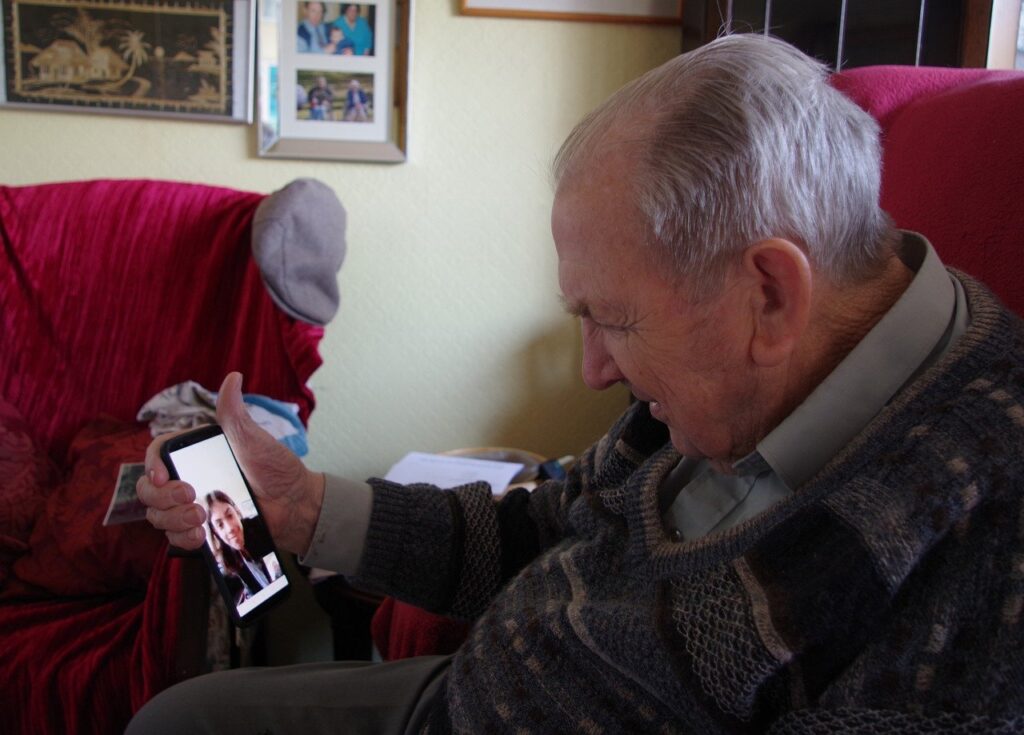 hijosdigitales tweet media