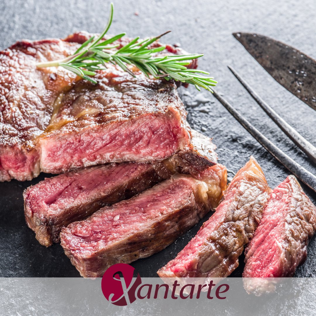 Xantarte's tweet photo. Hoy queremos debatir acerca del punto de la carne. Queremos saber cuál t gusta y por qué¡¡ 
¿Quieres compartirlo?
#meat #meatlovers #asador #grill  #carne #brasa #restaurante #chuleton  #brasa #parrilla #steakhouse #vino #wine #comida #leña #somosxantarte #xantarte #meatobsession https://t.co/3Nk64tlwey