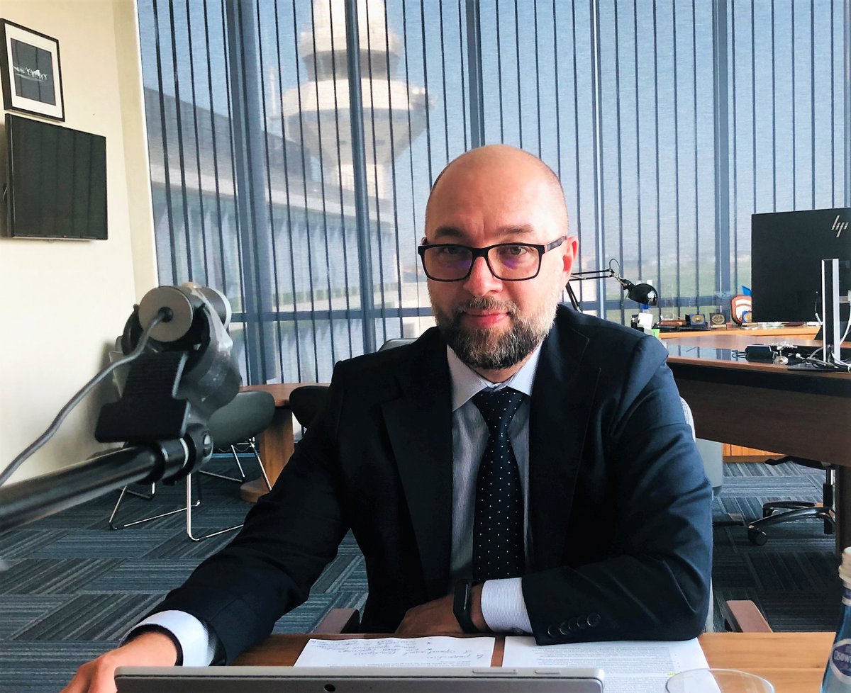 Digitalization can be a remedy for the #COVID19 crisis, said @pansa_ceo  Janusz Janiszewski during the <a href="/RynekLotniczy/">Rynek Lotniczy</a>  debate with <a href="/eurocontrol/">EUROCONTROL</a>, <a href="/IndraCompany/">Indra</a> and <a href="/RaRomatsa/">RA ROMATSA</a> on COVID19 impact on ATM. 

More:
pansa.pl/en/digitalizat…