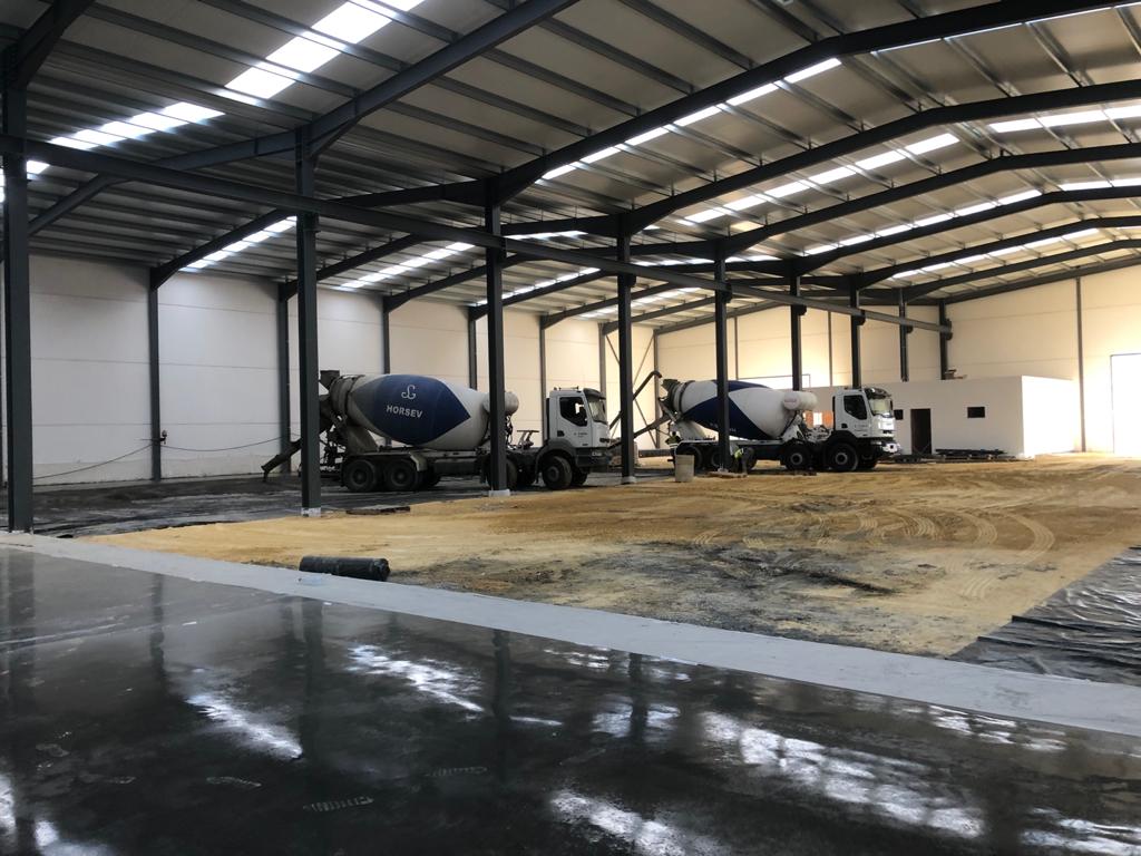 IndusmetTorres's tweet photo. Se reanudan las #obras del nuevo #centroproductivo en Sevilla. Seguimos avanzando en nuestra #expansión, aumentando nuestros recursos y medios para asegurar un servicio pleno a nuestros clientes. https://t.co/DgT8DqHsaB https://t.co/YUWKix8yCK