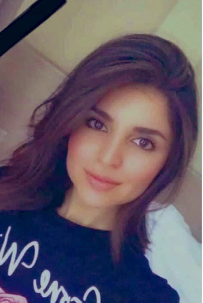 Days ago we got shocked due Reham’s assassination in #Basra! Today the capital has shocked us too in the murdered of a pharmacist #Shilan and her family.

How many soul should we lose to get peace in #Iraq?

Militias are killing us under the eyes of state.

 #شيلان_دارا