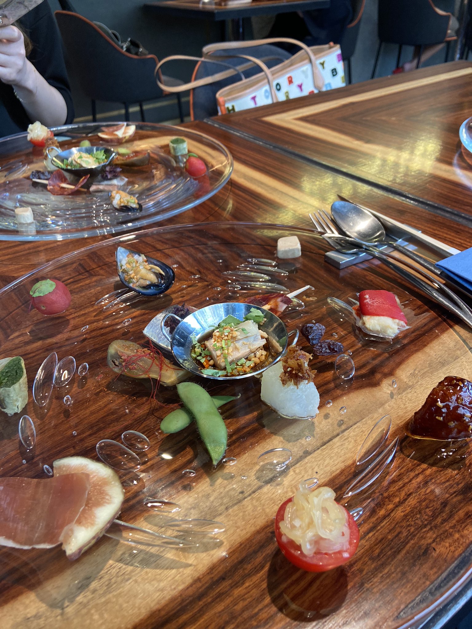 上田亜希子 先日の女子会ランチ 美味し楽しかったよ 素敵女子 ななちゃん あすかと 鈴木奈苗 高橋あすか 舞台仲間 有楽町ランチ 女子会 T Co Biakbqulgx Twitter