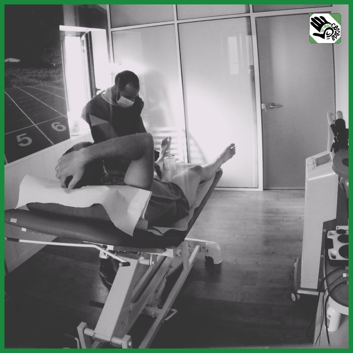 Conoces los beneficios de la masoterapia? 

➡️Mejora la circulación sanguínea.

➡️Reduce el dolor: especialmente en lesiones traumáticas.

➡️Estimula el sistema muscular y fortalece los músculos.

➡️Aumenta la elasticidad de la piel.

➡️Mejora la movilidad de las articulaciones.