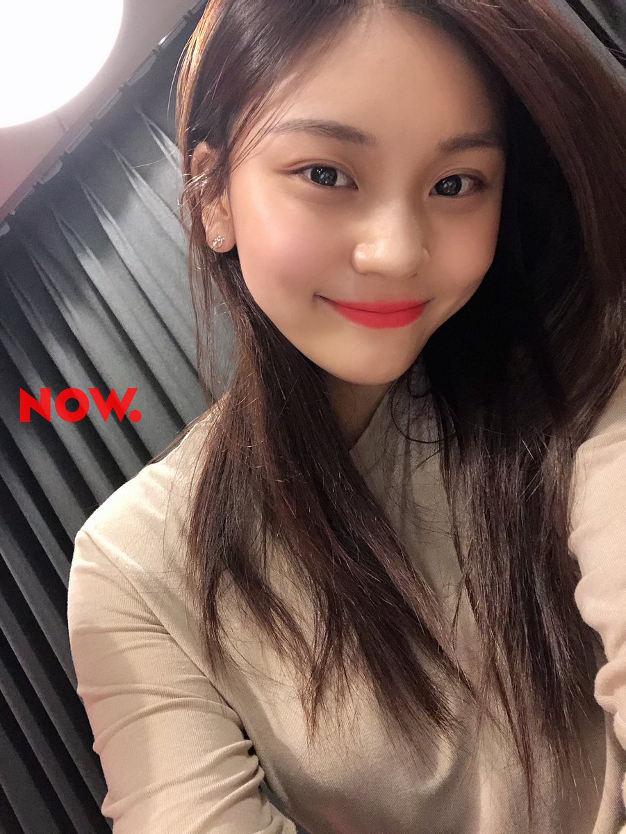 npop_zip's tweet photo. 수요일 #여자친구 #엄지 네 #어벤걸스 오늘은 <모여라! 엄지의 숲🌴> 무인도에 가져가고 싶은 한가지 &amp; 버디들이 만든 물건/요리/그림 사진으로 자랑해주세요😘 최고 금손에겐 치킨쏩니당🍗 참여는👉🏻 문자 #7117  (정보이용료 100원) #NOW온에어 #10PM #GFRIEND 바로듣기💎https://t.co/J8F58znuon https://t.co/Te8DOzWoR6