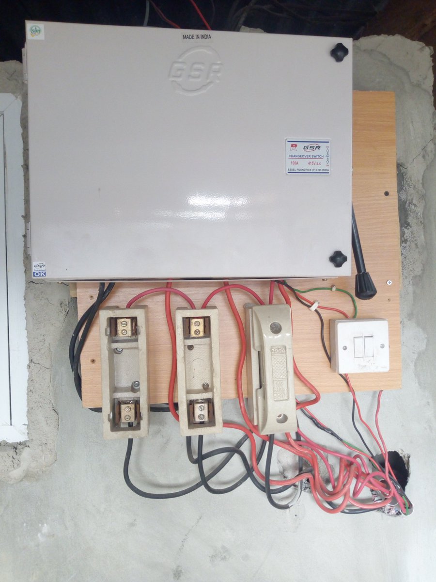 SevonTemide's tweet photo. Call for your electrical works maintenance and new building here in lekki Lagos. Tel: 08168811363 https://t.co/nmCczi8qZk