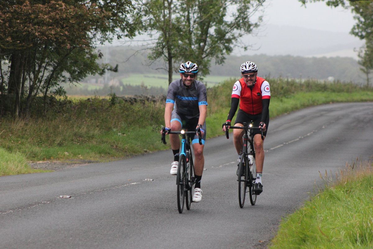AndyTSage's tweet photo. Bumped into @ronniepeet after the school run this morning on his epic bike ride for @MindCharity!! What a shame I wasn't on my bike and couldn't join him for a bit...🤔All downhill stretches tomorrow mate!👍 https://t.co/C4065yqJXU