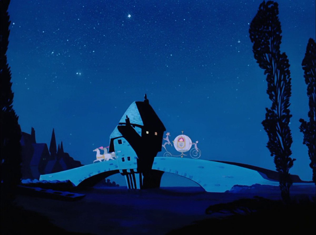 Tyamuffins's tweet photo. The backgrounds in Cinderella were beautiful !! https://t.co/34mBheGKL0