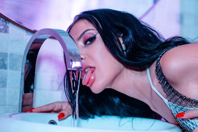 RT if u like a good lick or be licked 😜@Coach0302 @HighOnTops @Tees_Babes @AllKindsOfWomen @PornUltras<a class="tags" target="_blank" title="On Twitter" href="/?out=eyJ0eXAiOiJKV1QiLCJhbGciOiJIUzUxMiJ9.eyJpYXQiOjE3MjMzMjIxNzIsImlzcyI6InR3cG9ybnN0YXJzLmNvbSIsIm5iZiI6MTcyMzMyMjE3MiwiZXhwIjoxNzU0ODU4MTcyLCJyZWRpcmVjdF91cmwiOiJodHRwczovL3R3aXR0ZXIuY29tL0NvYWNoMDMwMiJ9.z2K8IdBc1206qa-Q0wl6gR1iEpAx5ntFCWTikj1cs8Y46fhueuFNAbanjoosZ8gCjOr5dHG2ppIk5byOHV5Yyg">@Coach0302</a>