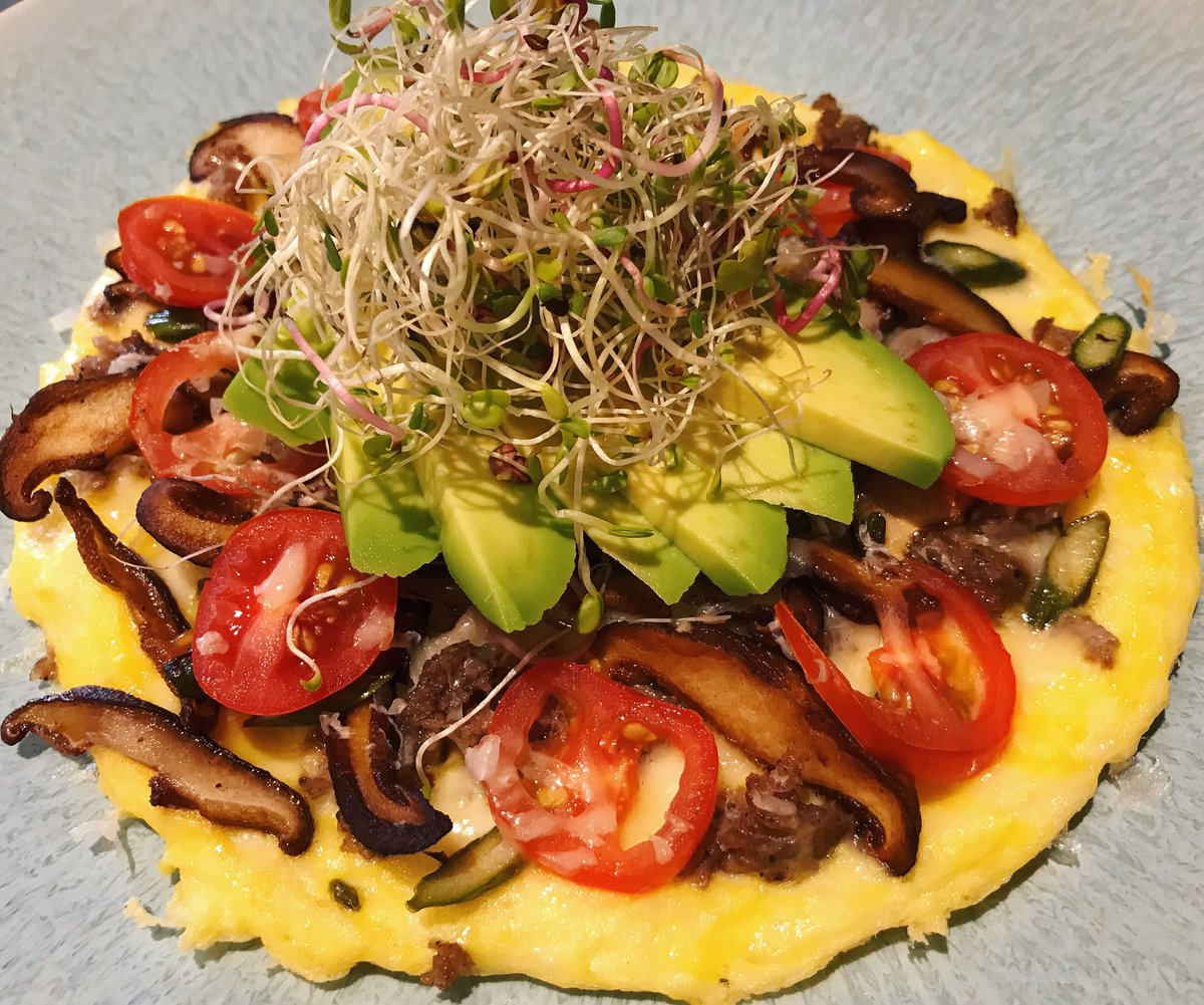 JustABahamian's tweet photo. I’m obsessed with open faced omelettes...they’re sooo much prettier 🥰🥰
#LIGHTGOOD https://t.co/xTn3zFCEvI