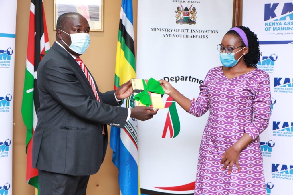 JKorir_K's tweet photo. Today, I signed an MOU with the CEO @KAM_kenya. This partnership will empower the Youth in Enterprise Development;
Technical and Vocational Skills Development;Research and Advocacy; &amp; Promotion of Locally Manufactured Products. https://t.co/JElDdMKbNJ