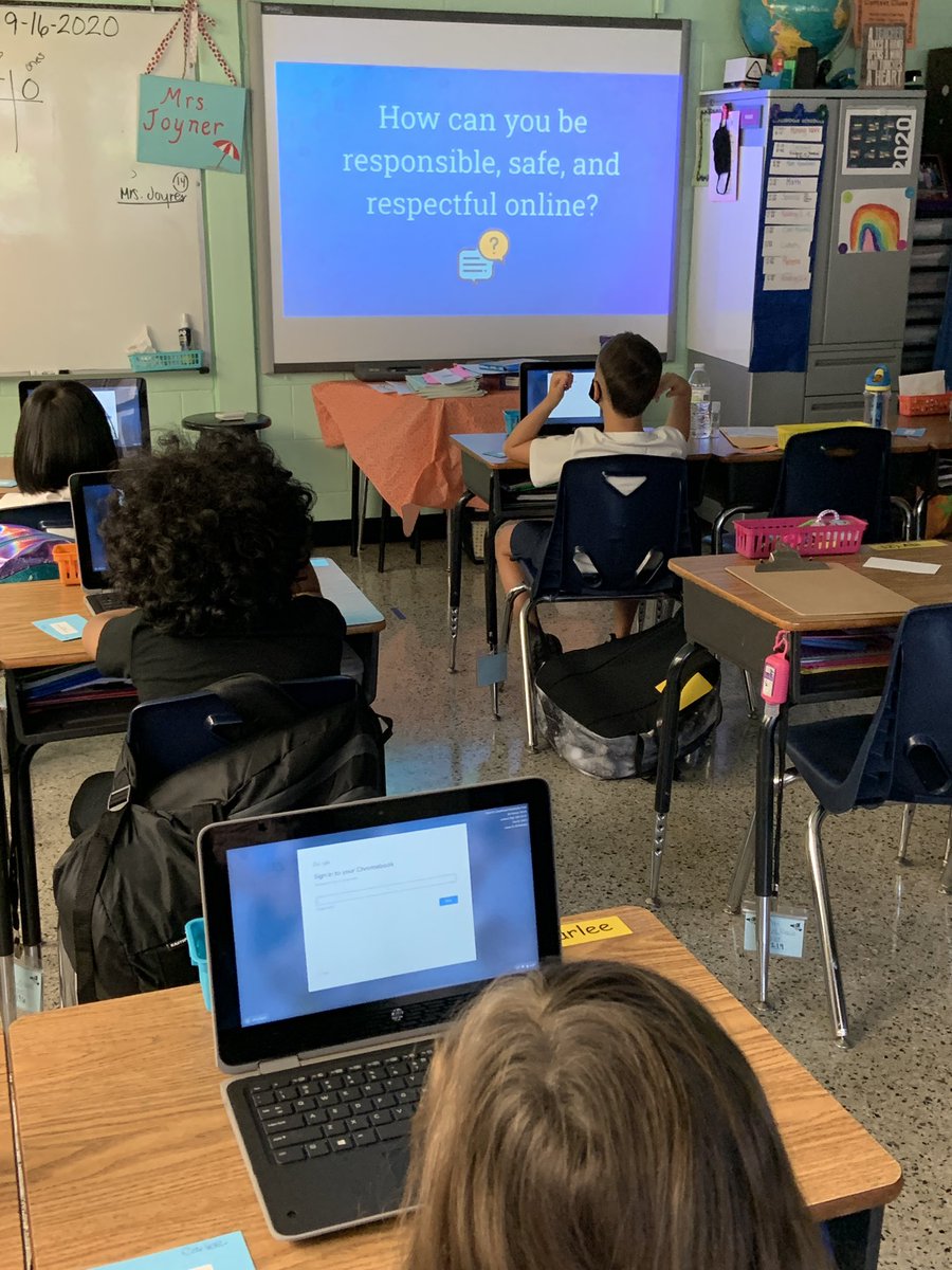 ITRTtinytech's tweet image. Getting started with a new year means learning how to be safe online when using Chromebooks! @HanoverSchools #ITRTtech