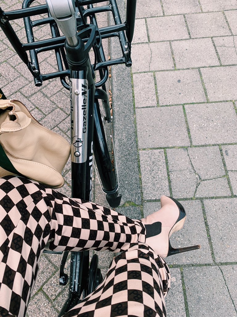 MrsMartine tweet media